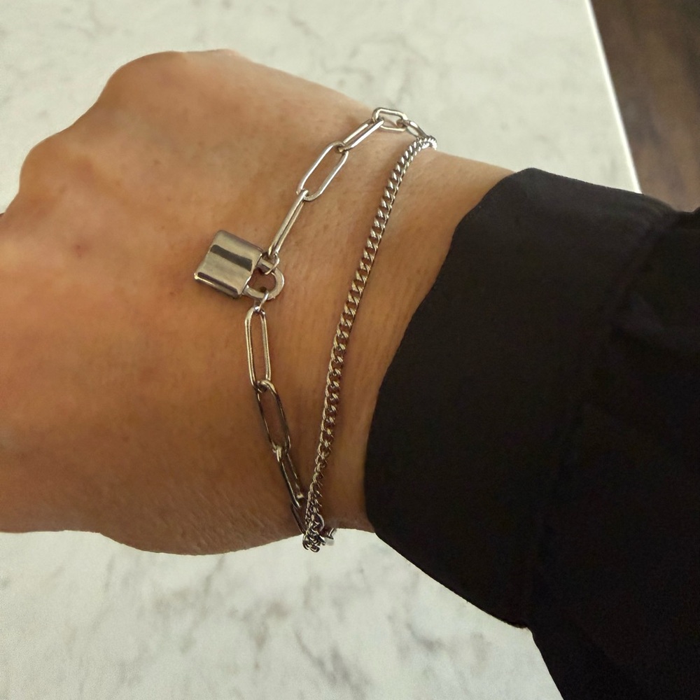 Silver Chain Bracelet with Padlock Charm - Picture 6 of 7